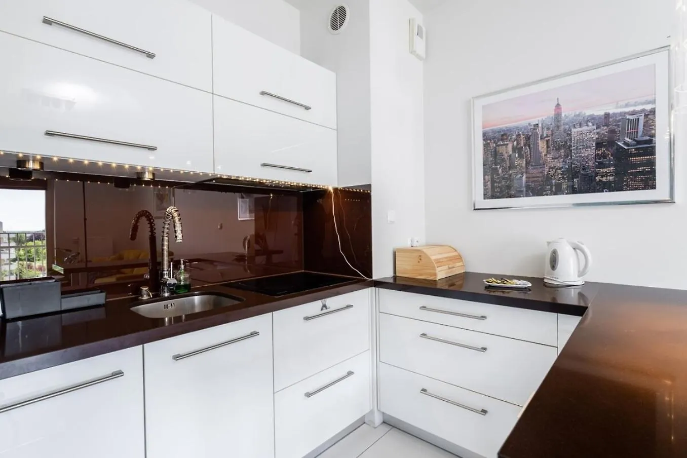 Grapefruit Apartment Skorosze Warsaw